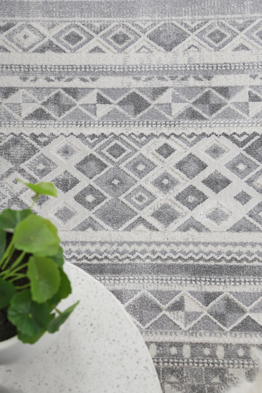 Four Seasons Casa Medina Transitional Rug